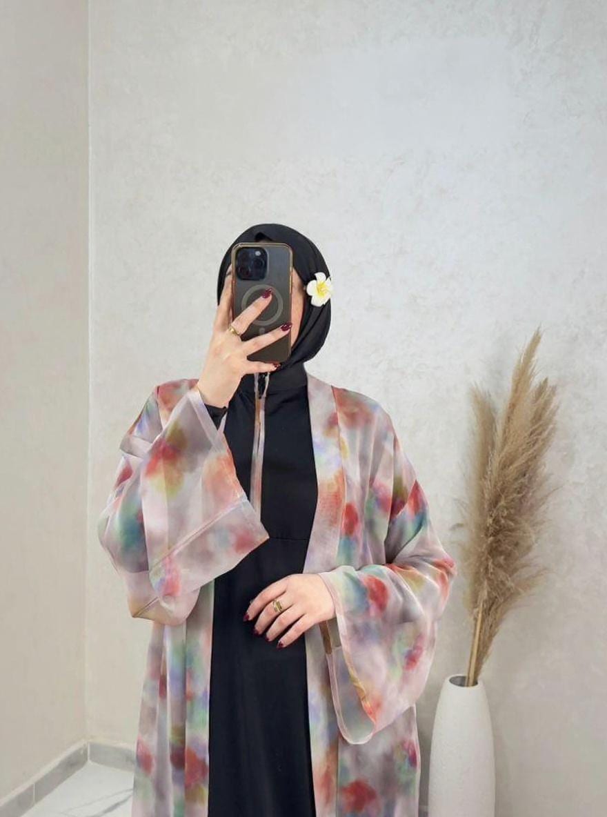 Product in أسود